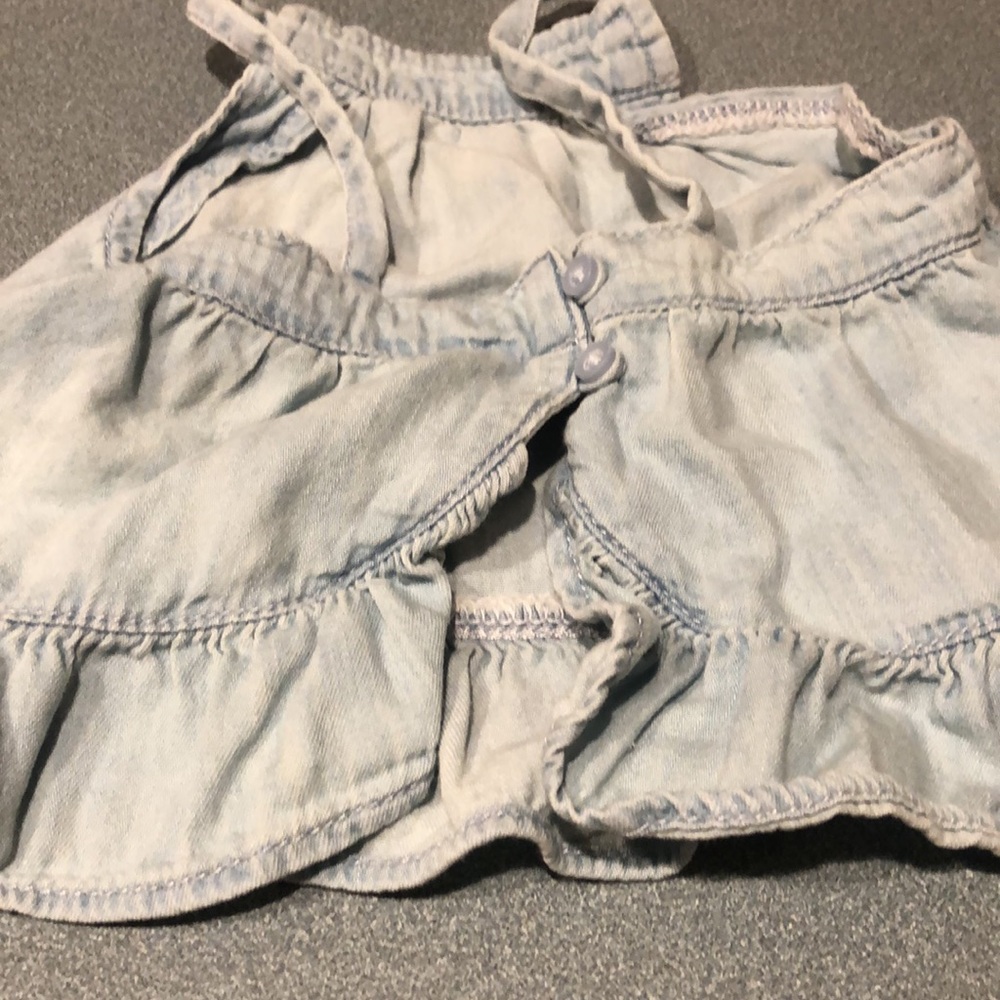 Girls Ruffle Bundle 3-6 months - Picture 5 of 16